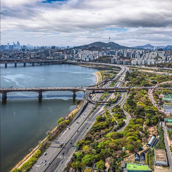 ❤️ PLEASE READ❤️Welcome to my closet❤️ - Picture 5 of 9